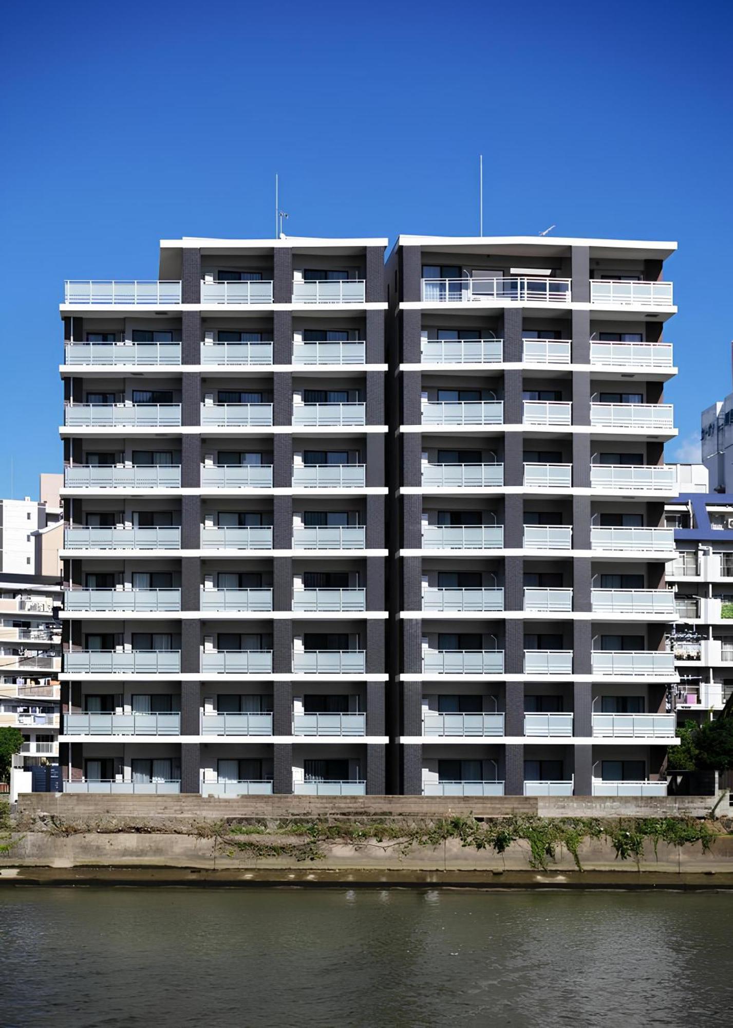 Legatio Hakata Apartment *